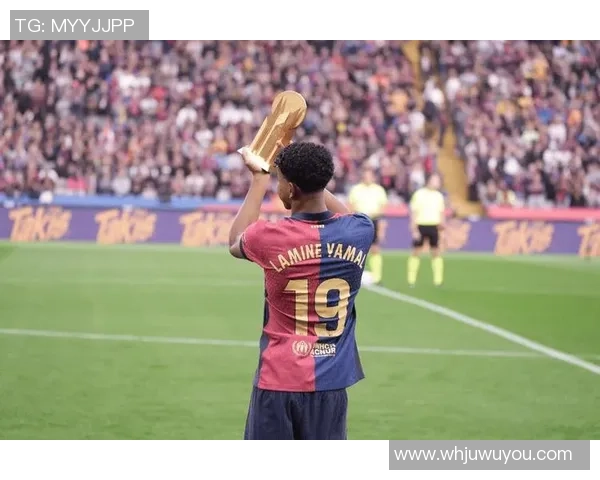 塞维利亚主场迎战巴塞罗那争夺西甲冠军关键三分之战